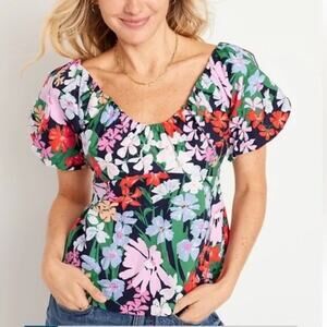 Old Navy Floral Top Puff Bubble Short Sleeve Smocked Spring Colorful Preppy